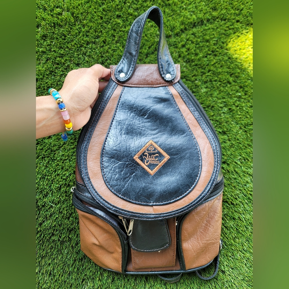 Vida Paris brown faux leather bag